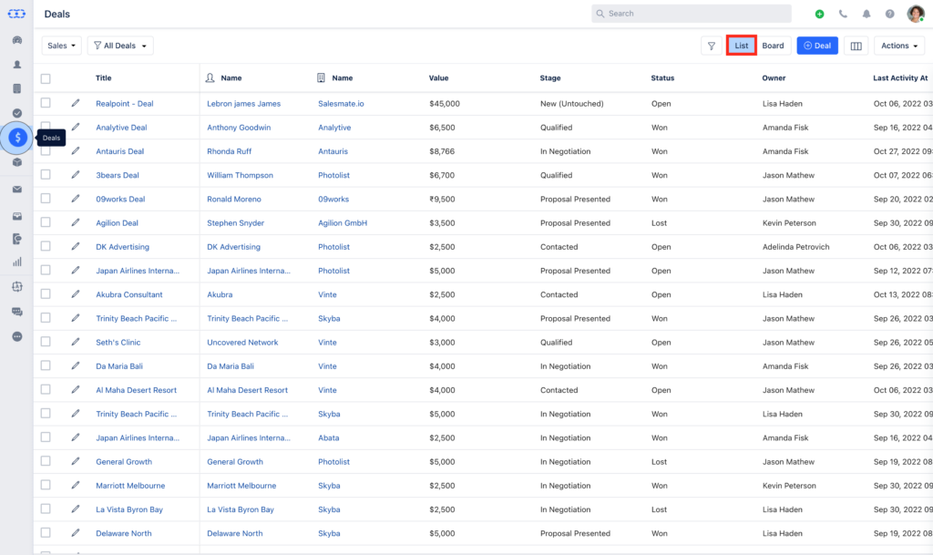 Salesmate review screenshot showing modules.